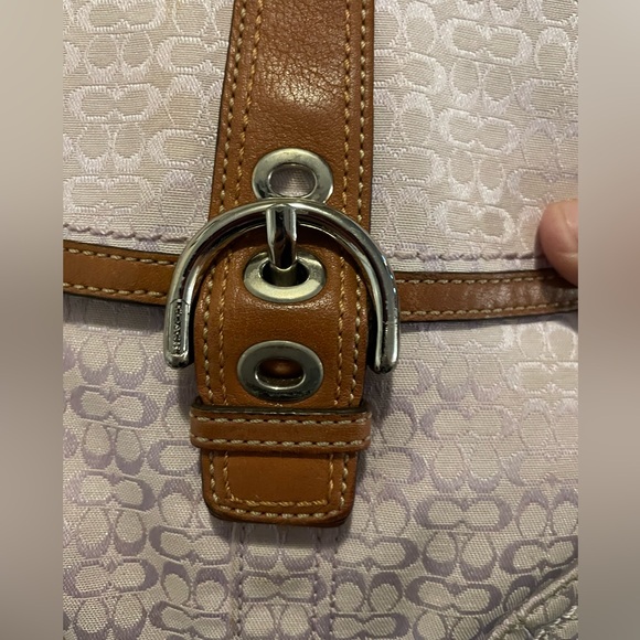 COACH Z SOHO LILAC/ ORCHID JACQUARD WITH TAN LEATHER TRIM CROSS BODY BAG - Picture 3 of 16